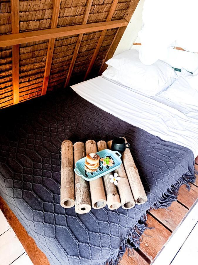 Mao Mao Surf Lodge